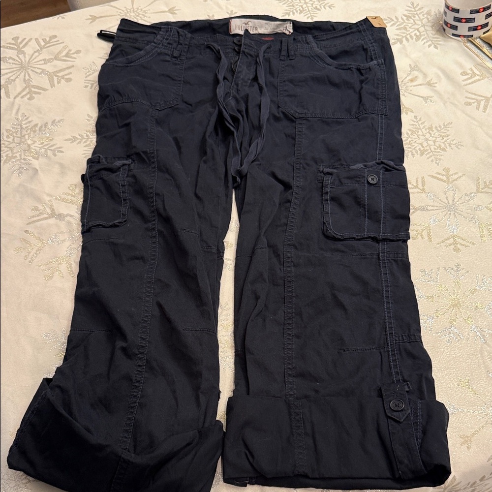 Hollister Navy Cargo Pants Size 11 Women’s With Tags